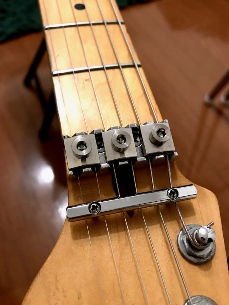 Creatifinity Parts] チタン製 ロックナット用スクリュー 4mm 1本